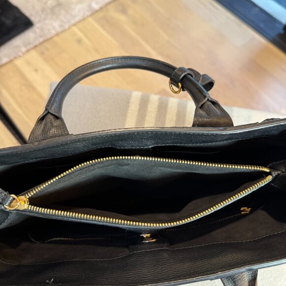 Burberry Medium Derby Perforated Lace Stripe Banner Tote Bag - Picture 14 of 16